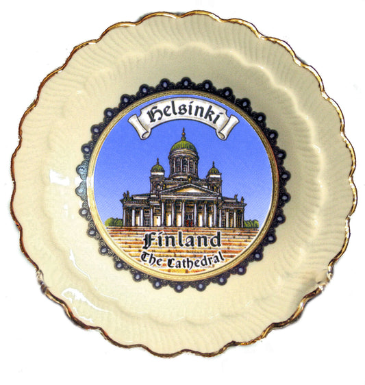 Pieni lautanen Tuomiokirkko relief 496/6010